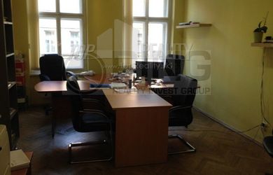 Pronájem kanceláří 110 m2 - Vinohrady
