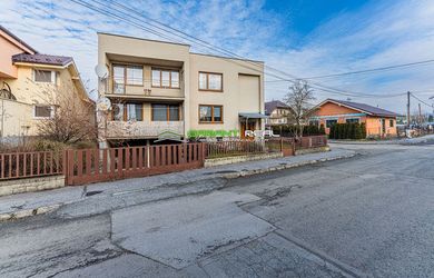 GARANT REAL - predaj 4-izbový byt v rodinnom dome, 105 m2, so záhradou 300 m2 a prístreškom na parkovanie, Prešov, Nižná Šebastová