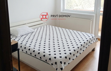 REZERVOVANÉ - 3-izbový byt s garážou a veľkým úložným priestorom – Šalgočka.