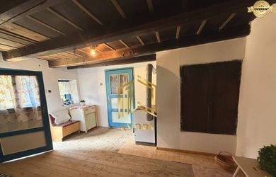Vidiecky domček na kopaniciach s pozemkom 1072m2, Brestovec