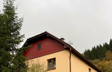 Dom v Turčeku s potenciálom na podnikanie – Kremnické vrchy
