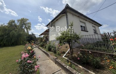 Rodinný dom v obci Abaújdevecser -NA PREDAJ