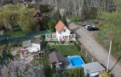 Exkluzivne na predaj Chata s Bazénom v Kráľovej nad Váhom